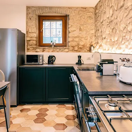 Hermes Costermano sul Garda